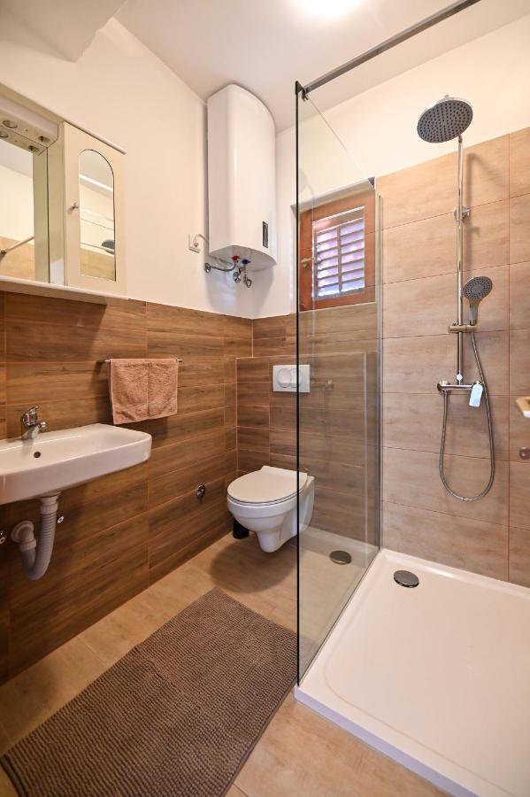Apartmani Frleta Bibinje Exteriör bild