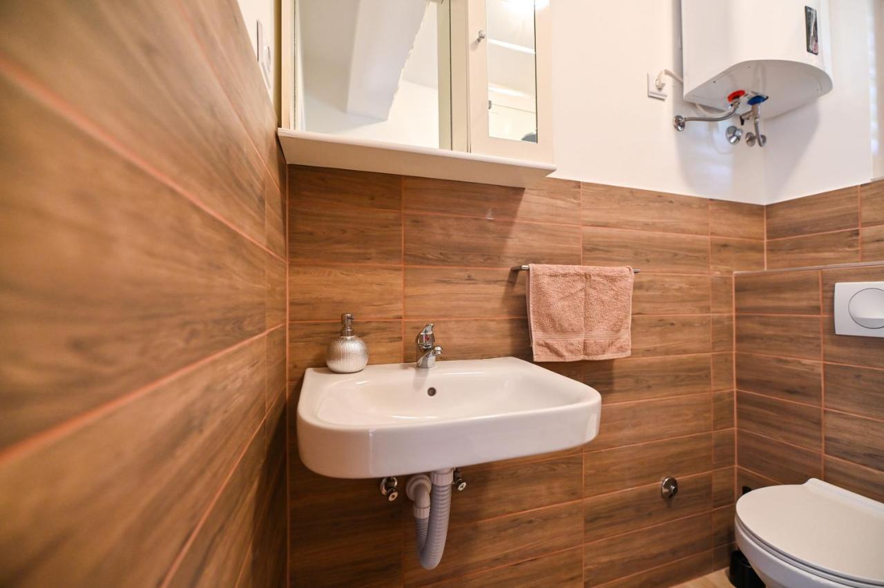 Apartmani Frleta Bibinje Exteriör bild